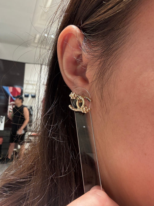 CHANEL Camellia CC Stud Earrings(Gold)