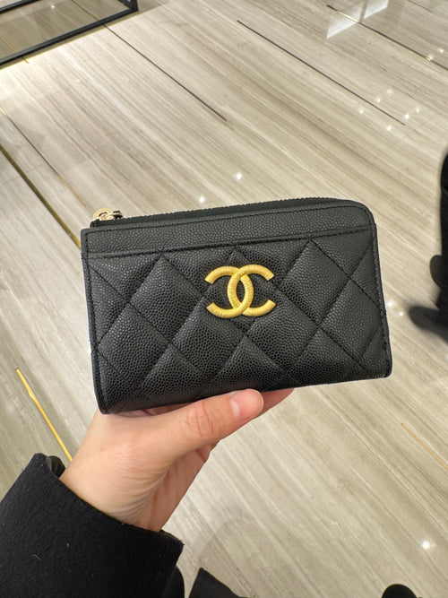 CHANEL Gold CC Card Holder Wallet | Chanel Wallet (Black)