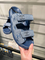 CHANEL Denim CC Velcro Strap Slide | 香奈兒 涼鞋 (牛仔藍色)