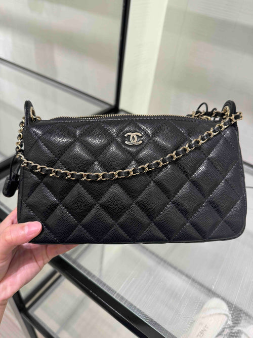 CHANEL AP4704 Pouch with Chain Quilted Grained Calfskin(Black) - LONDONKELLY 英國名牌代購