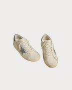GOLDEN GOOSE Super - Star LTD with cream - colored leather star with Swarovski crystals and blue leather heel tab with lizard print | 黃金鵝 Super - Star LTD 搭配米白色皮革星星與施華洛世奇水晶,藍色鱷魚紋皮革後跟標籤(米白色) - LondonKelly 英國名牌代購