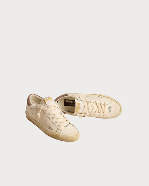 GOLDEN GOOSE Women's Super - Star in nappa leather with perforated star and suede heel tab | 黄金鹅 女款 Super - Star 采用纳帕皮革,搭配镂空星星与麂皮后跟标签(深雾粉色) - LondonKelly 英国名牌代购