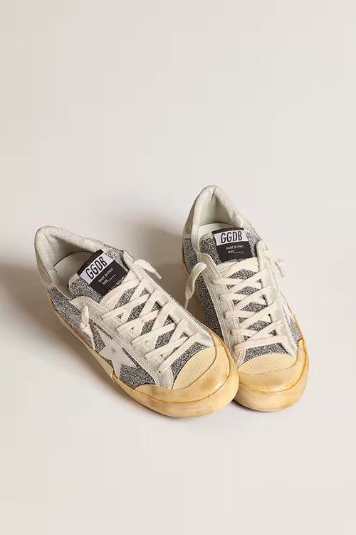 GOLDEN GOOSE Women’s Super-Star LAB with white star and Swarovski glitter upper | 黃金鵝 女款 Super-Star LAB 搭配白色星星與施華洛世奇亮片鞋面（銀色）