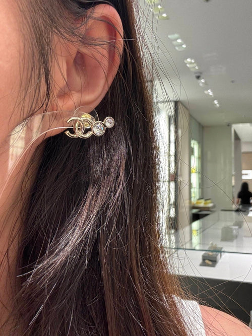 CHANEL CC Crystal Stud Earrings(Light Gold) - LONDONKELLY 英國名牌代購